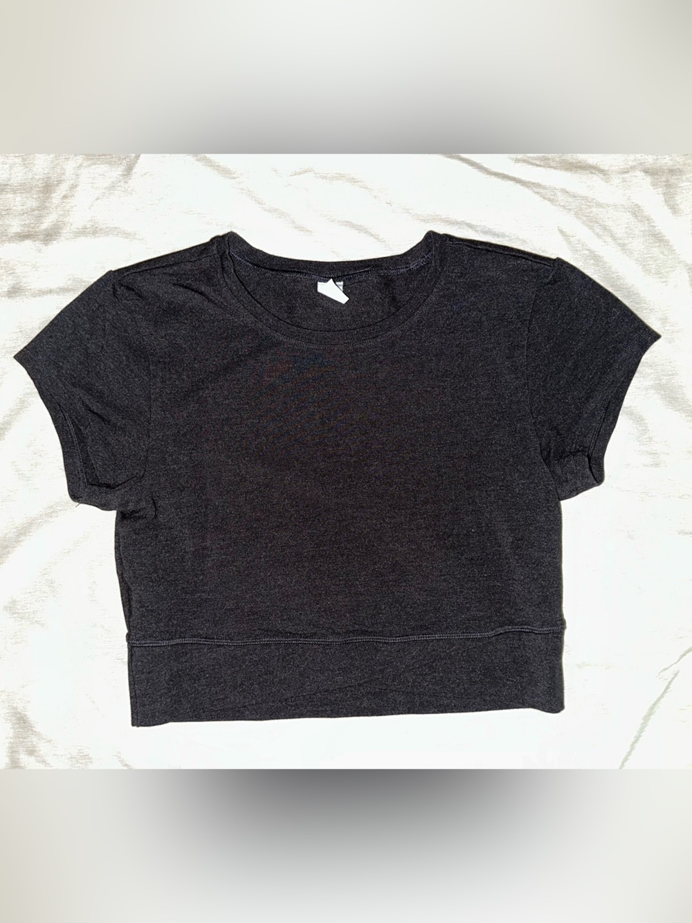 Old Navy PowerChill Black Cropped Tee